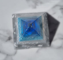 Load image into Gallery viewer, Mini resin pyramid
