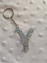 Load image into Gallery viewer, Resin letter keyring with glitter
