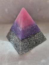 Load image into Gallery viewer, Mini resin pyramid
