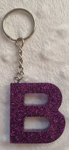 Load image into Gallery viewer, Resin letter keyring with glitter
