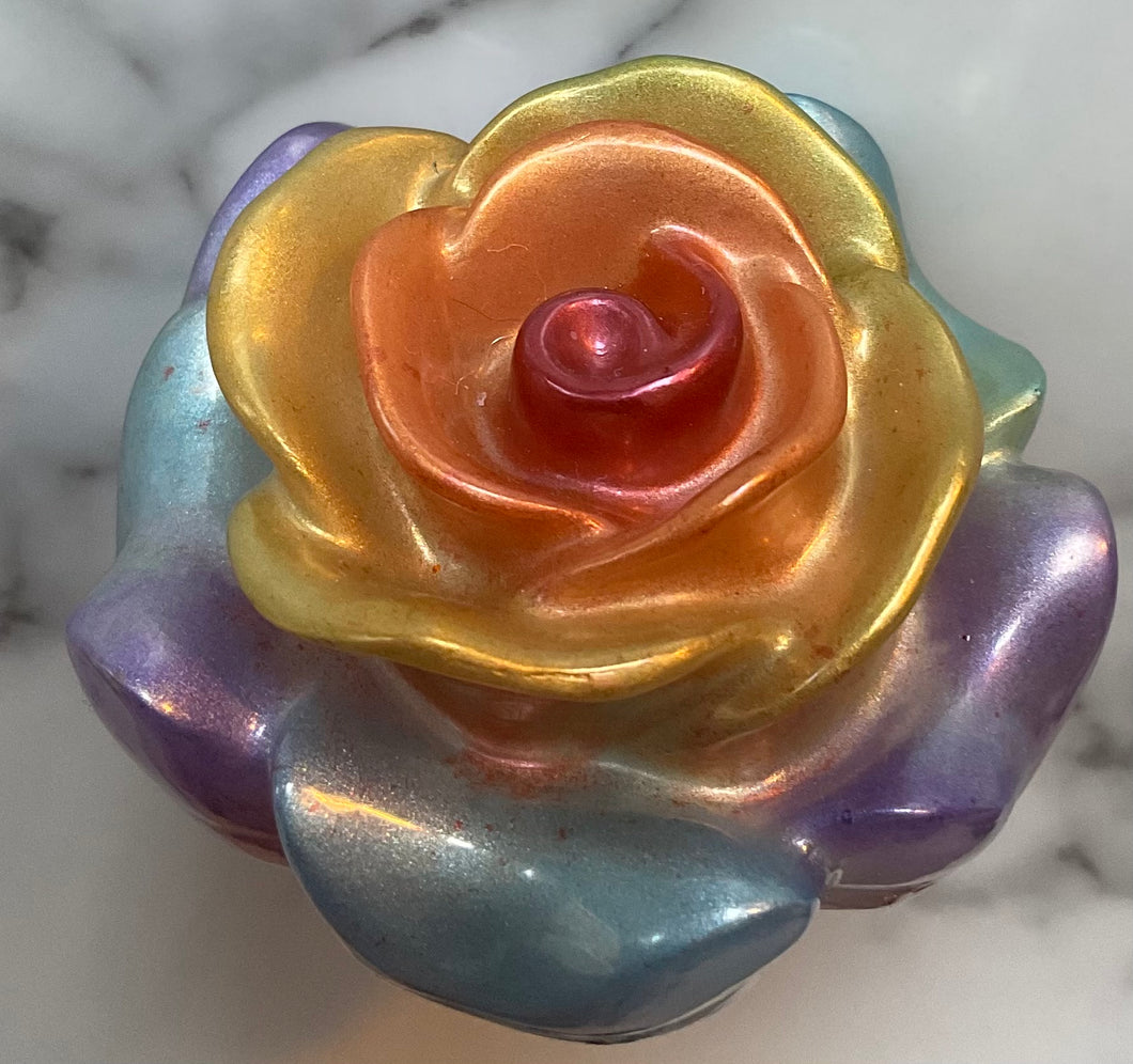 Rainbow rose -resin