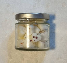 Load image into Gallery viewer, Jar of 30 Mini Hearts Soy Wax Melts
